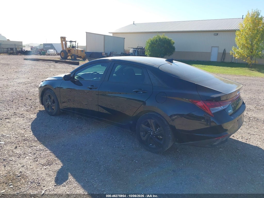 Hyundai Elantra 2023