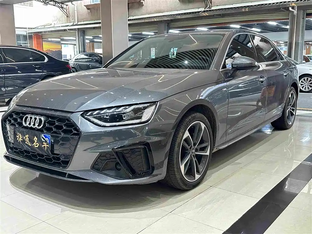Audi A4 2022