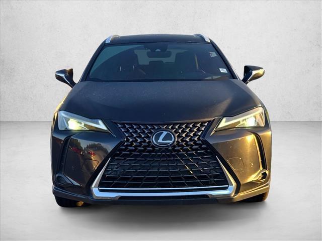 Lexus UX 2022