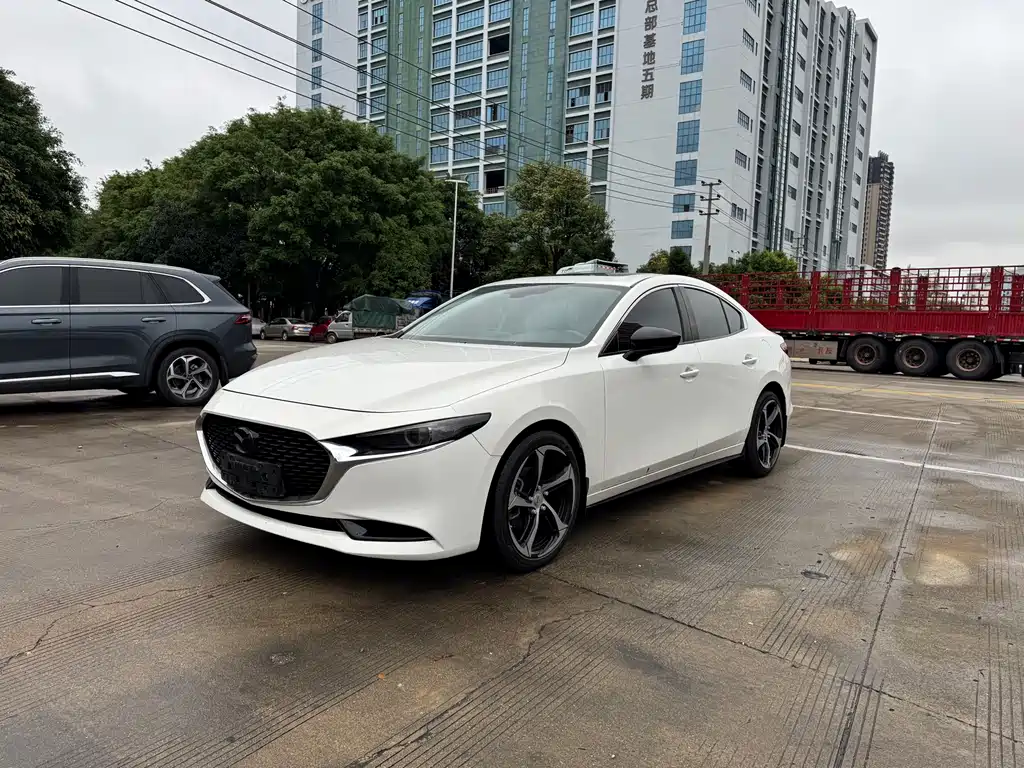 Mazda 3 2022