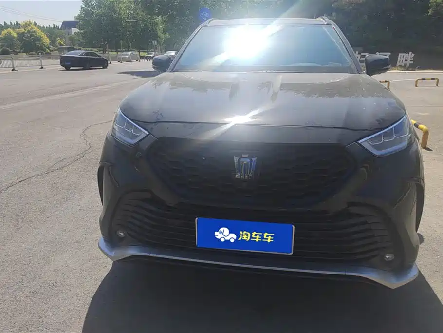 Toyota Crown 2021