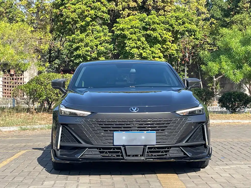 Changan UNI-V 2022