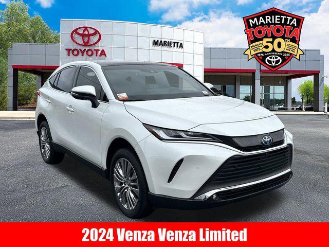 Toyota Venza 2024