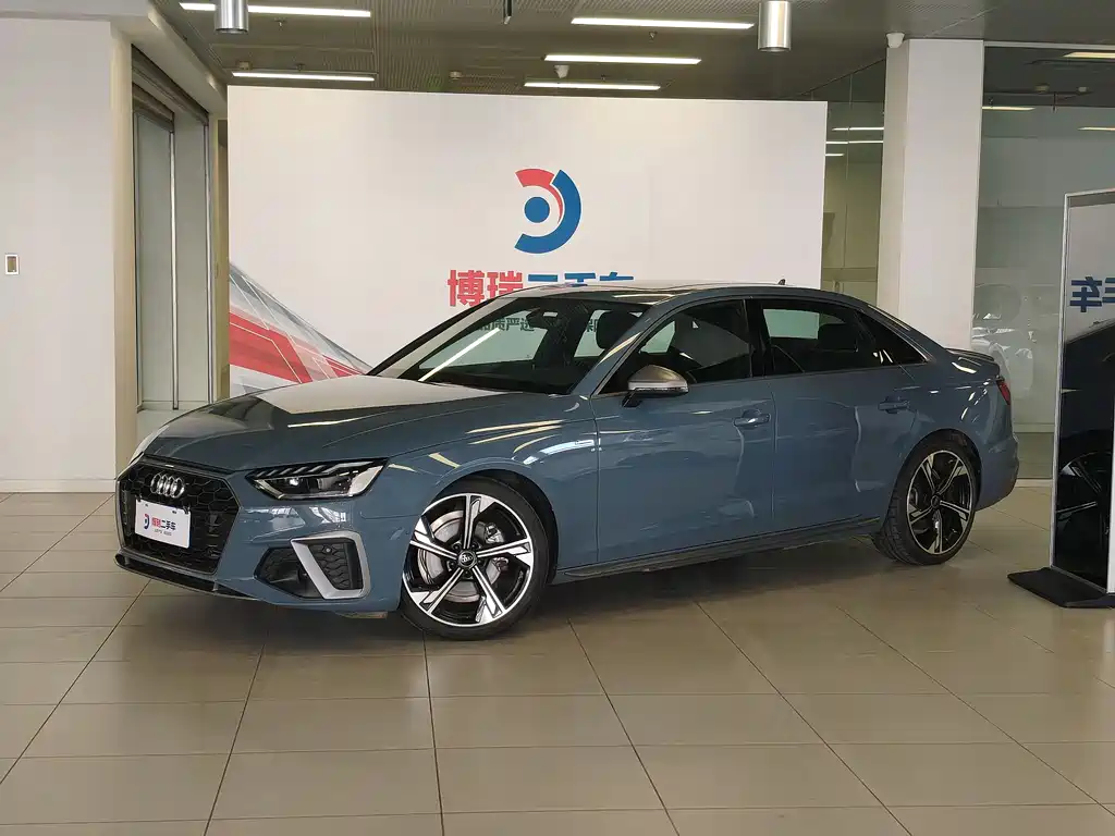 Audi A4 2022