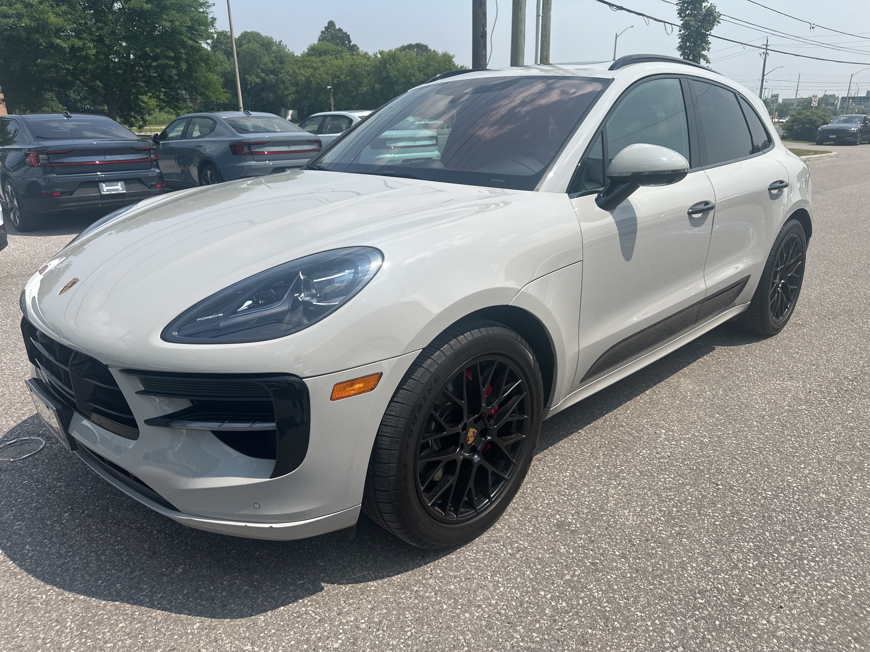 Porsche Macan 2021