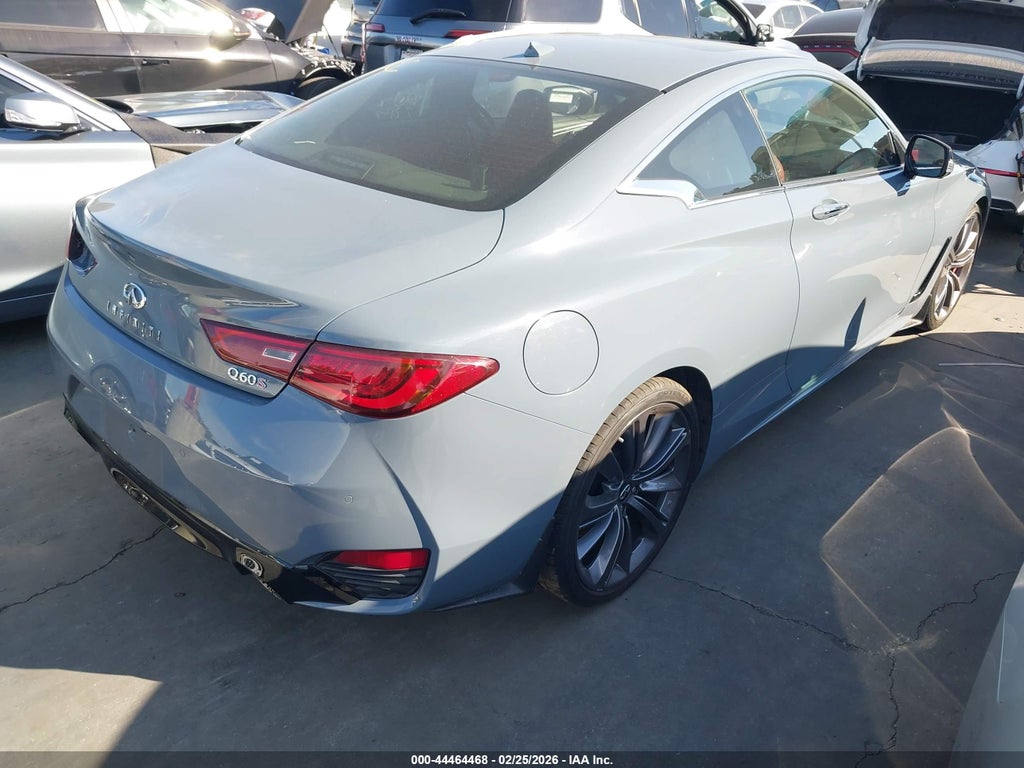 Infiniti Q60 2022