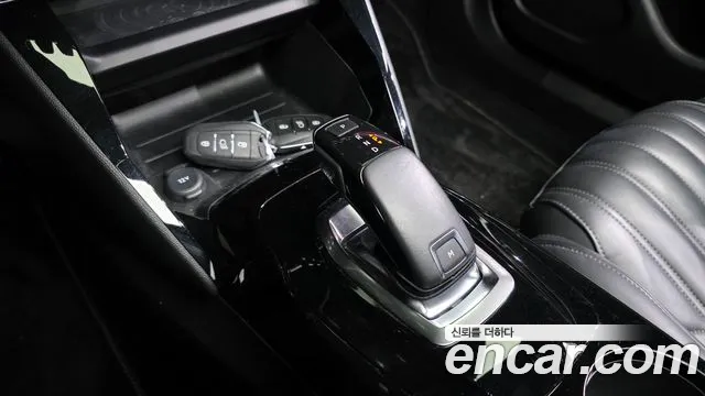 Peugeot 2008 2020