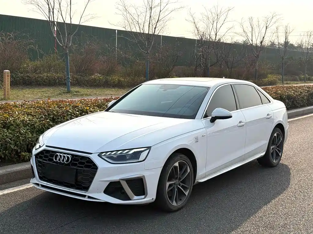 Audi A4 2022