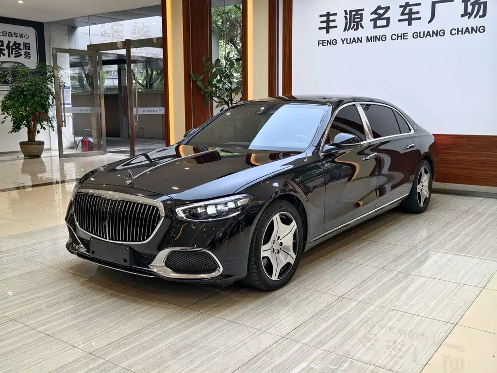 Mercedes-Benz Maybach S-Класс 2022