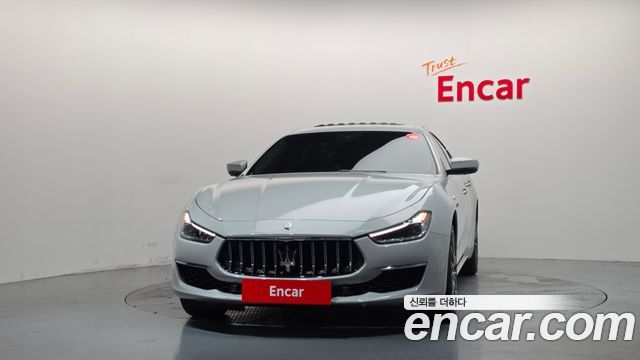Maserati Ghibli 2022