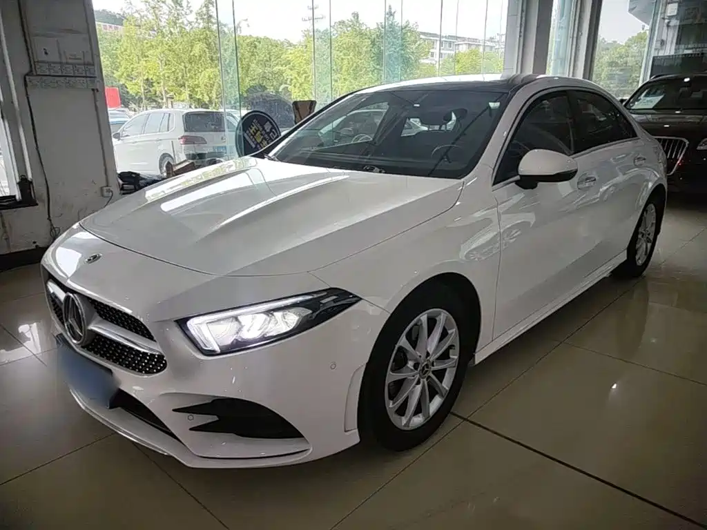 Mercedes-Benz A-Класс 2021