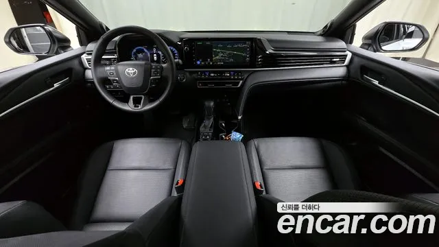Toyota Camry 2025