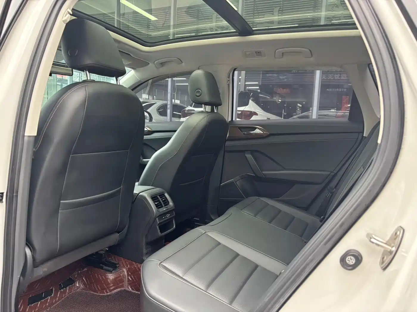 Volkswagen Tharu 2022