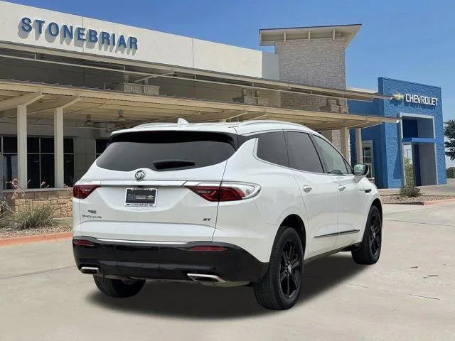 Buick Enclave 2024