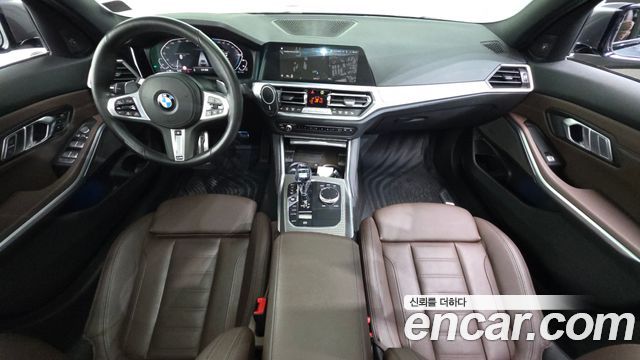 BMW 3 серии 2021