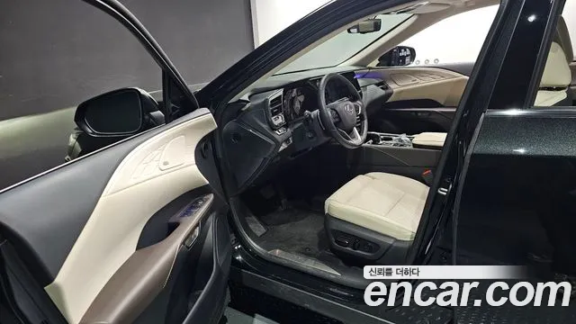 Lexus RX 2025
