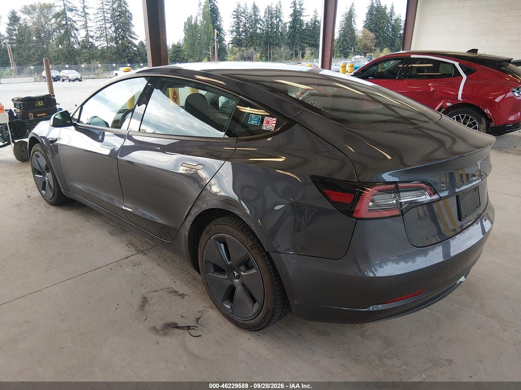 Tesla Model 3 2022