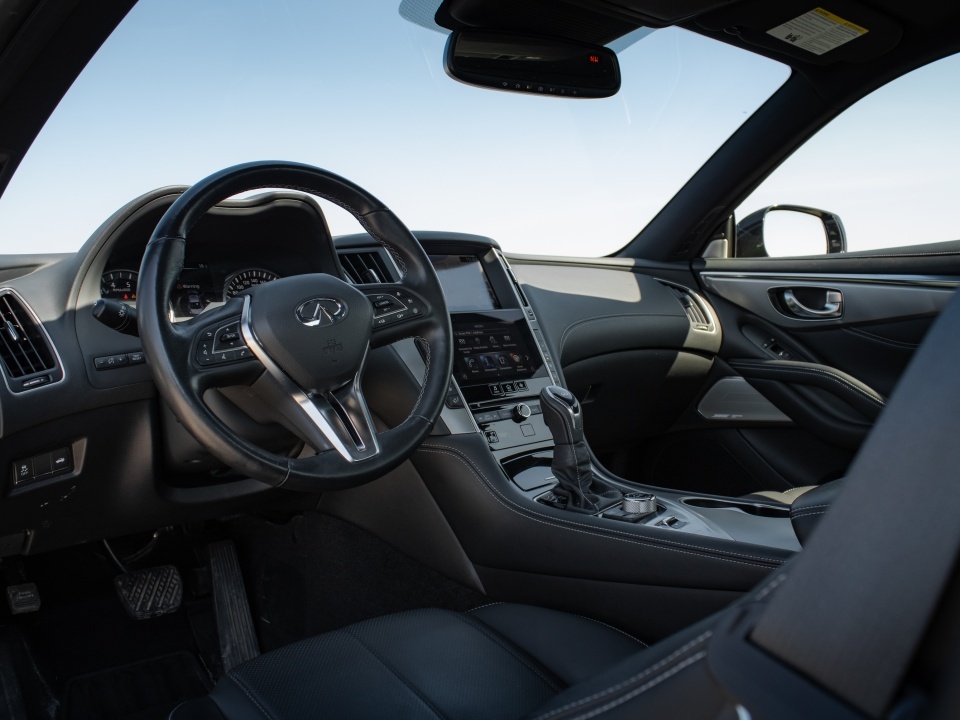 Infiniti Q60 2021