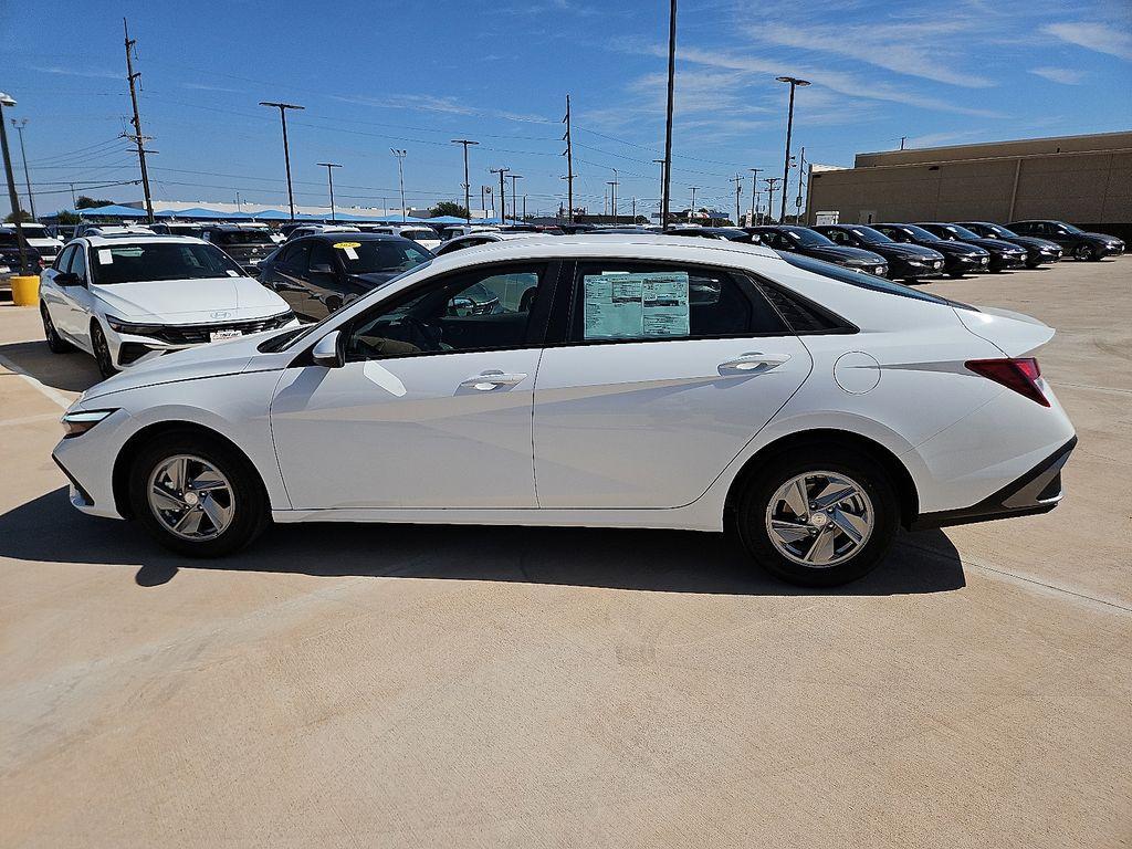 Hyundai Elantra 2026