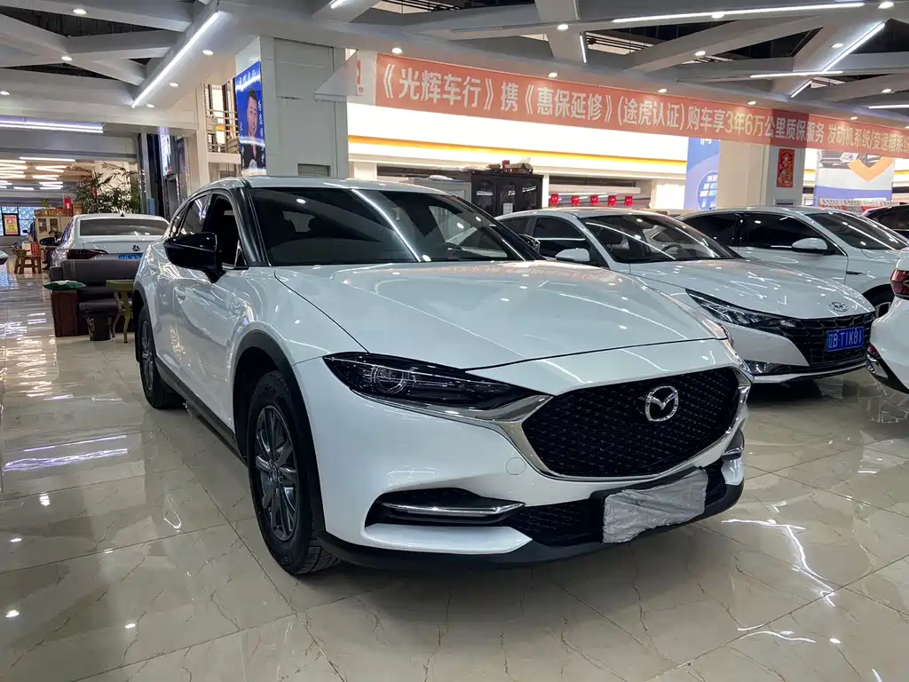 Mazda CX-4 2023