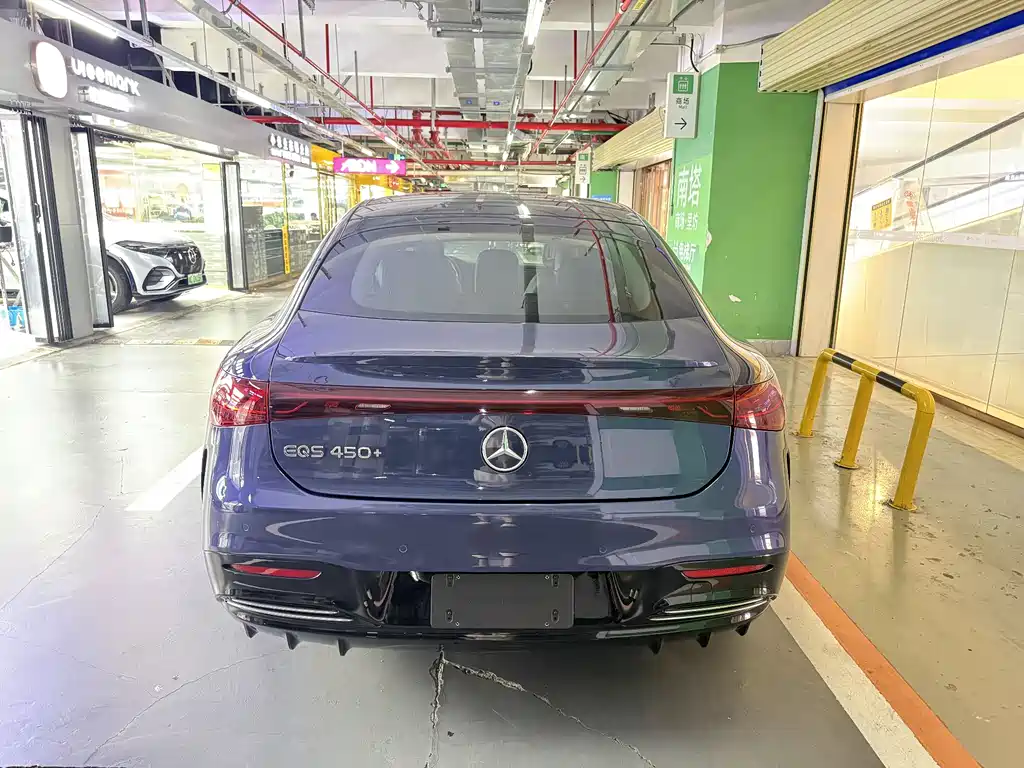 Mercedes-Benz EQS 2024