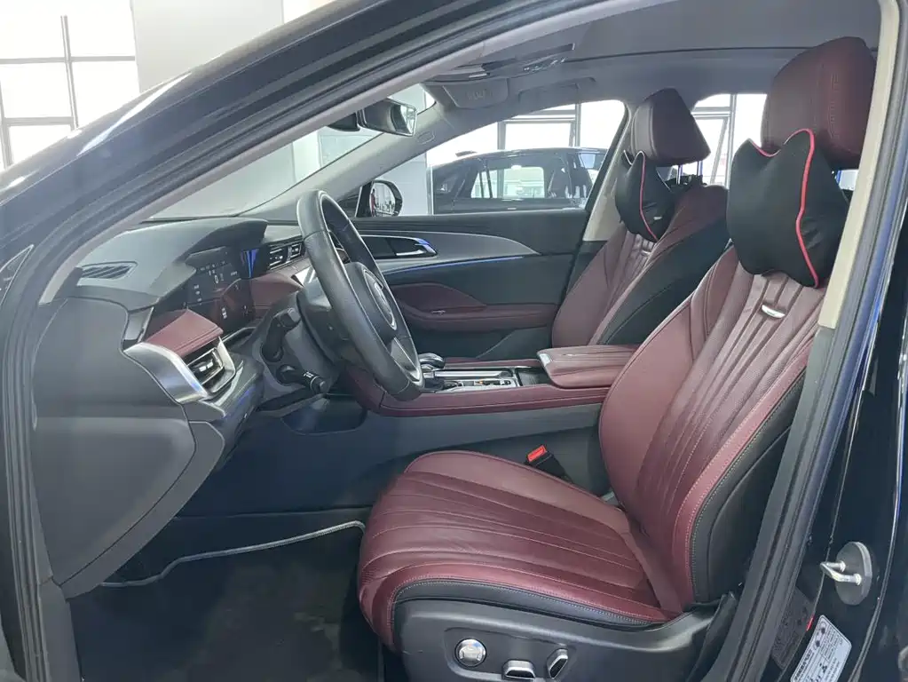 Hongqi H5 2024