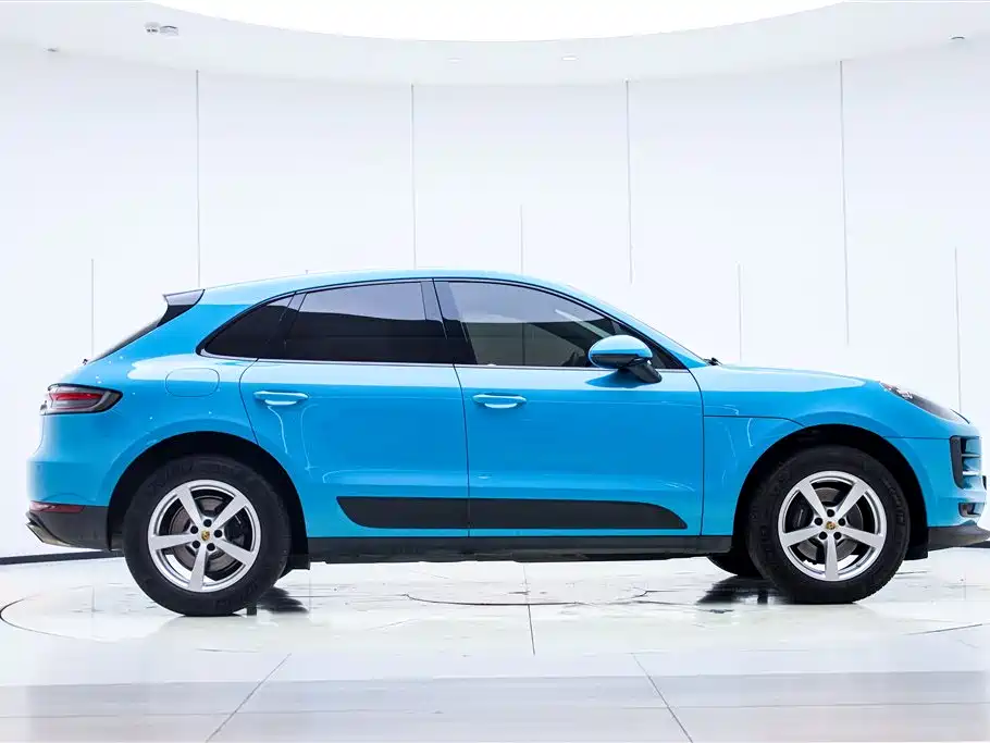 Porsche Macan 2021
