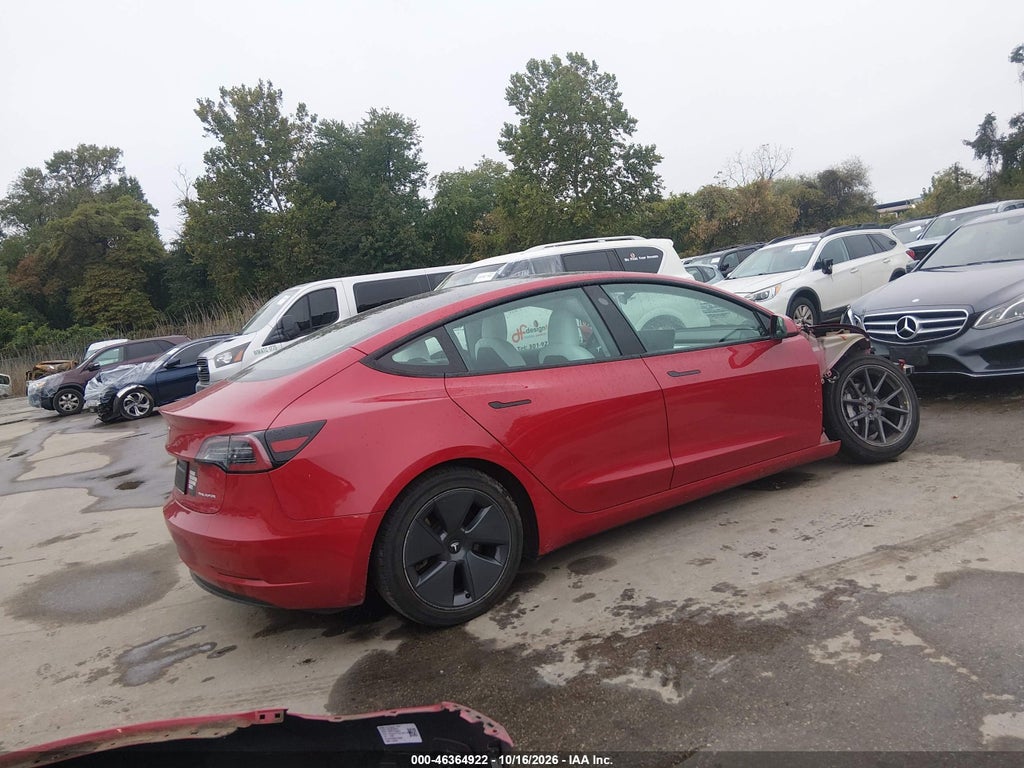 Tesla Model 3 2022