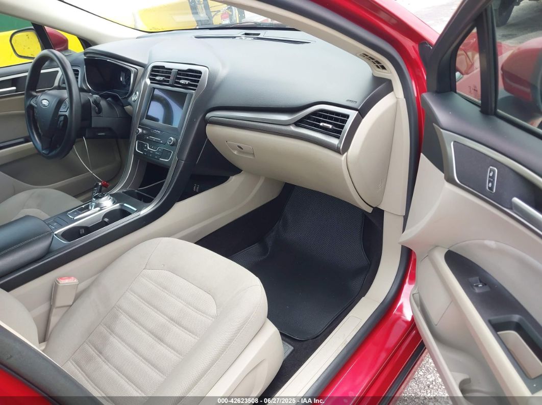 Ford Fusion 2020