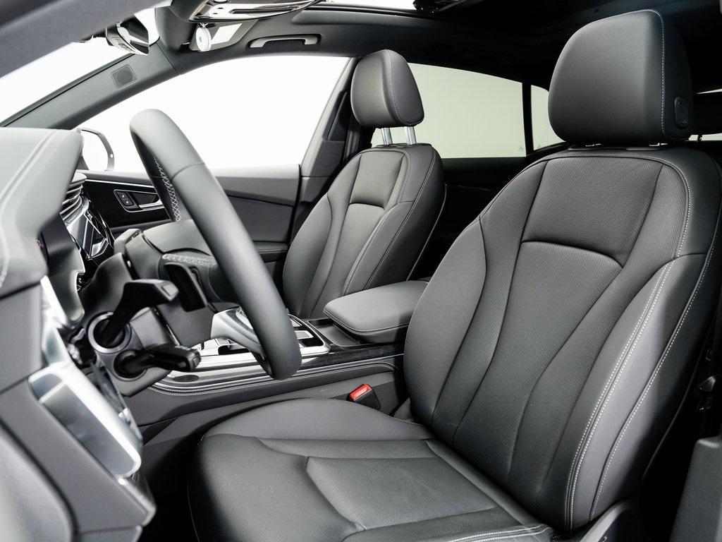 Audi Q8 2025
