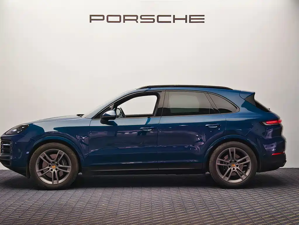 Porsche Cayenne 2024