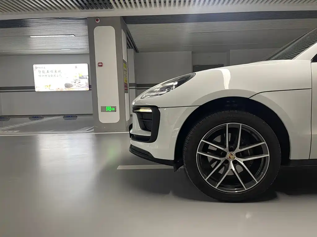 Porsche Macan 2024