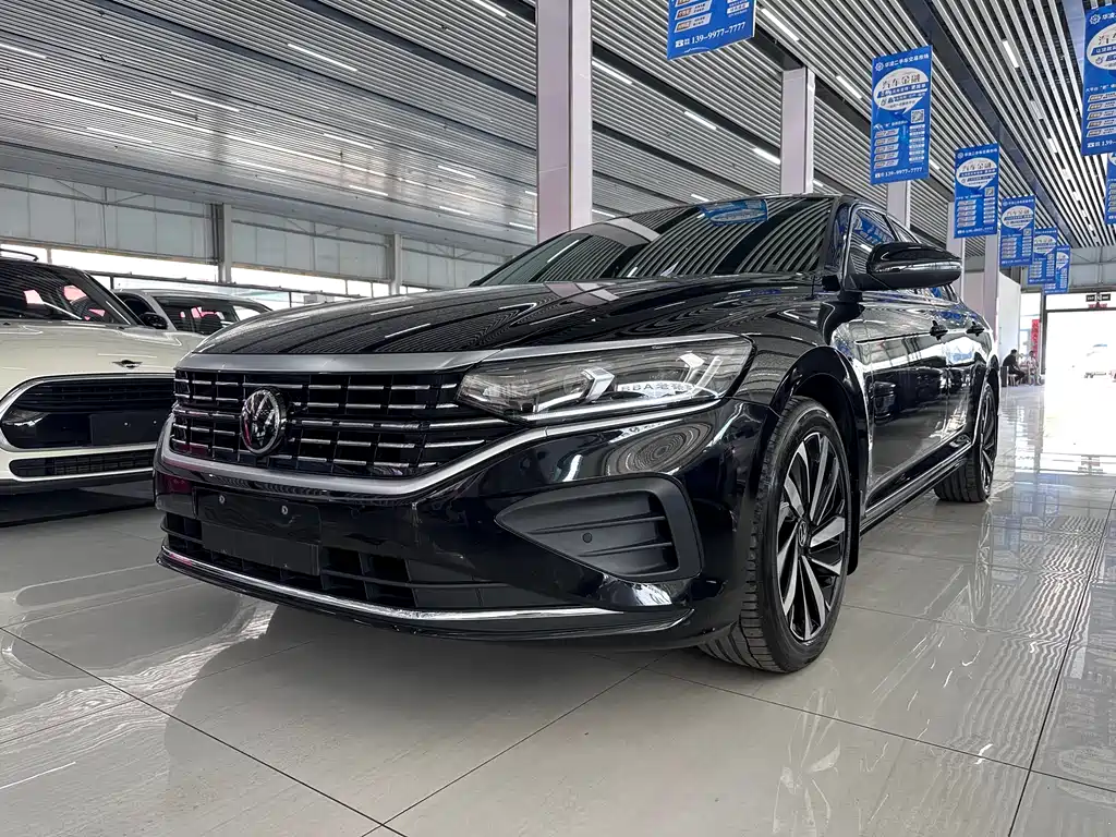 Volkswagen Passat 2024