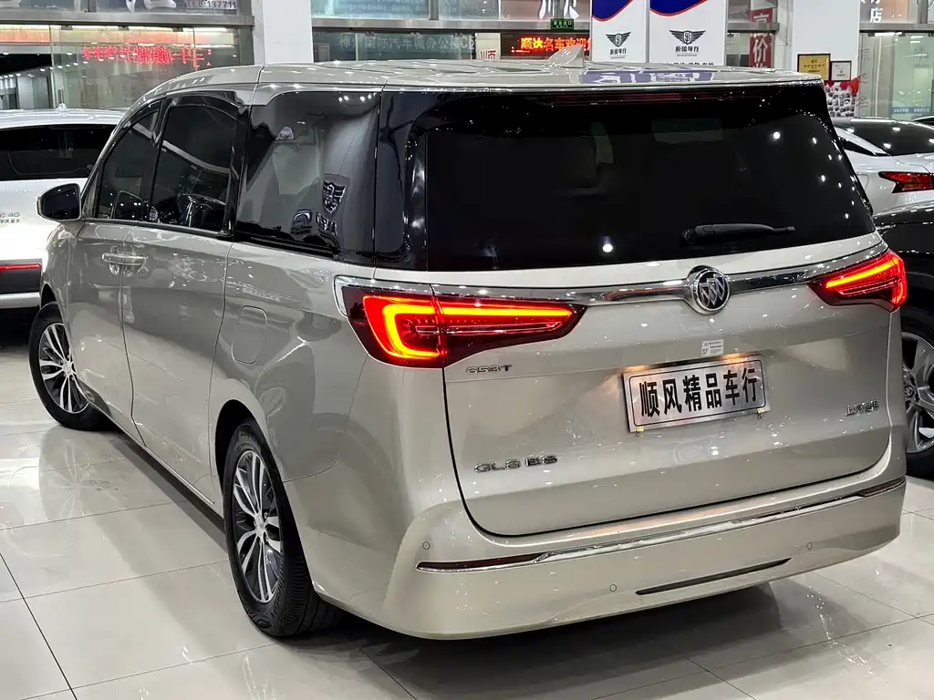 Buick GL8 2022