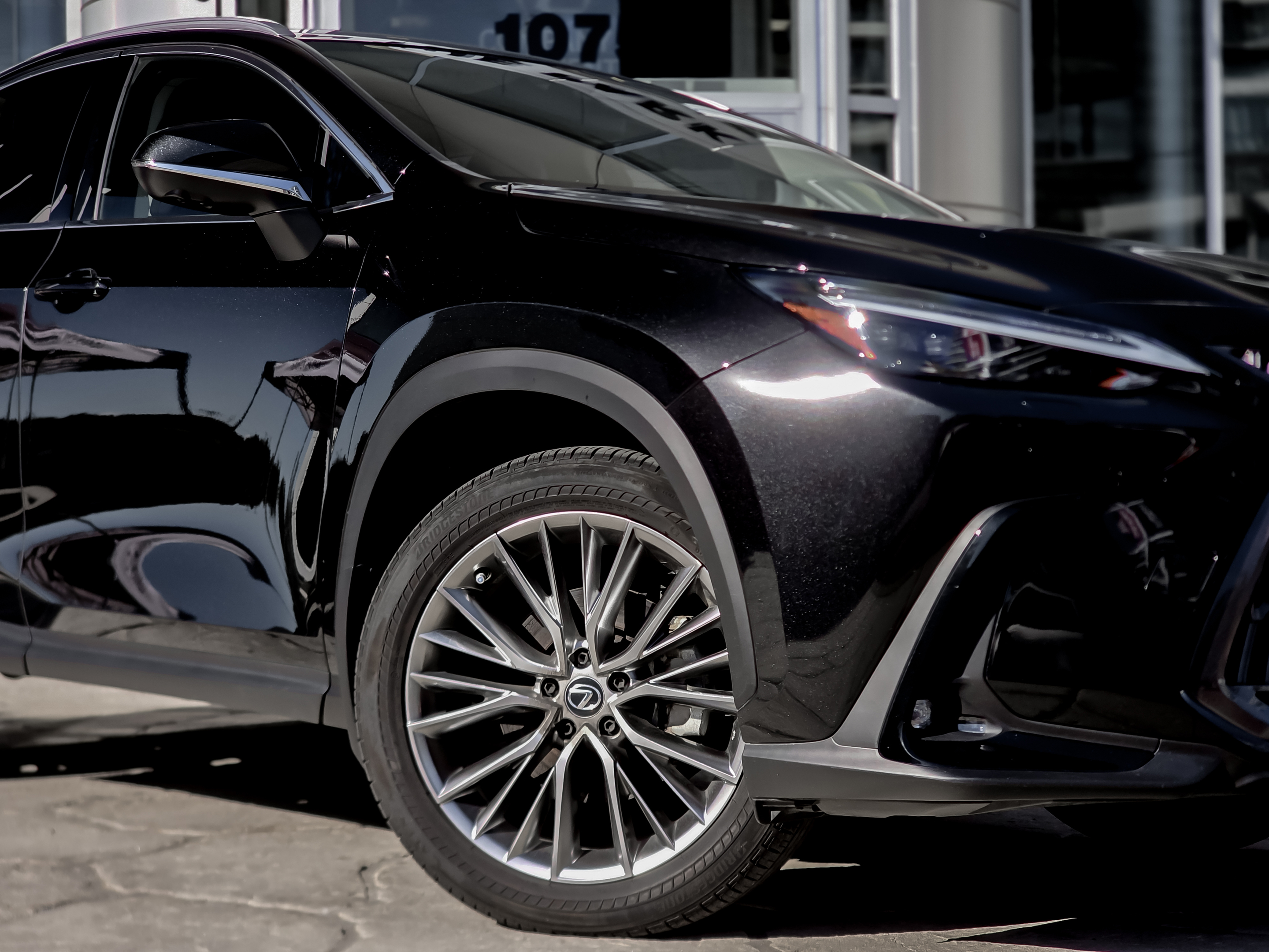 Lexus NX 2024