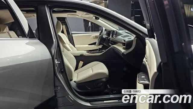 Toyota Crown 2024