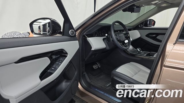 Land Rover Range Rover Evoque 2025