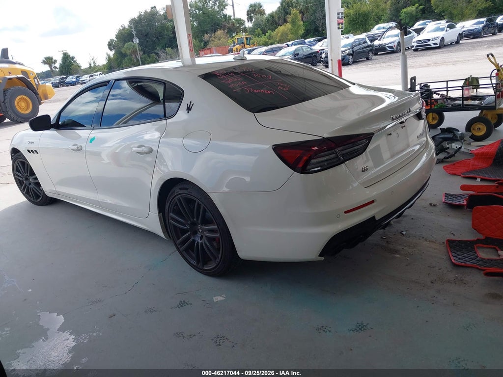 Maserati Quattroporte 2022