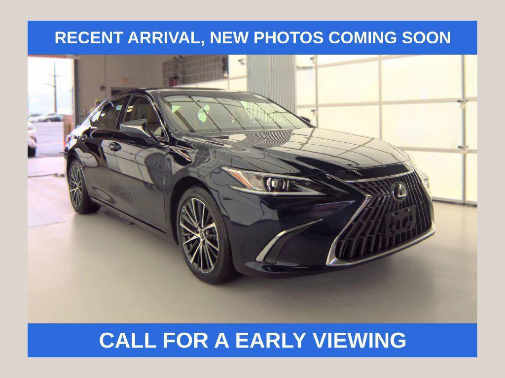 Lexus ES 2024