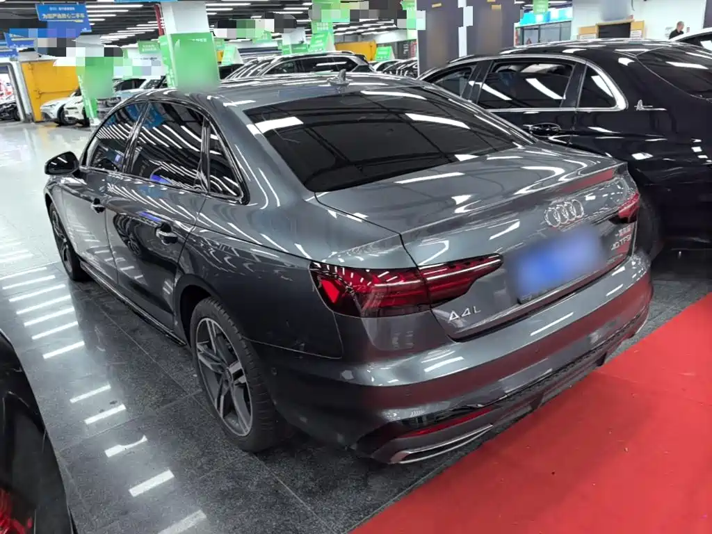 Audi A4 2022