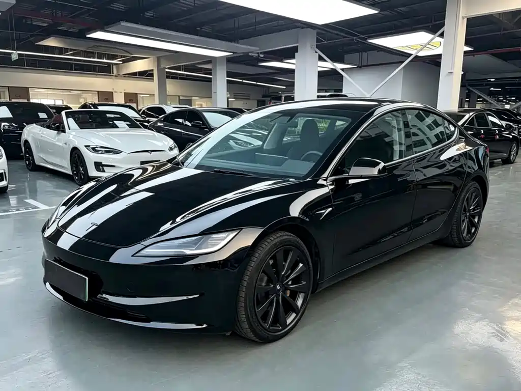 Tesla Model 3 2023