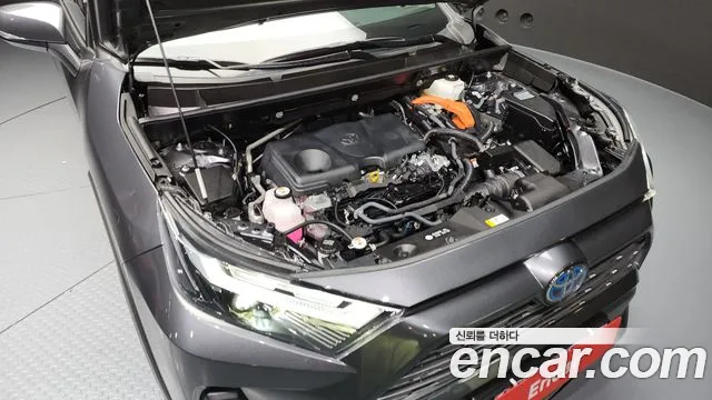Toyota RAV4 2024