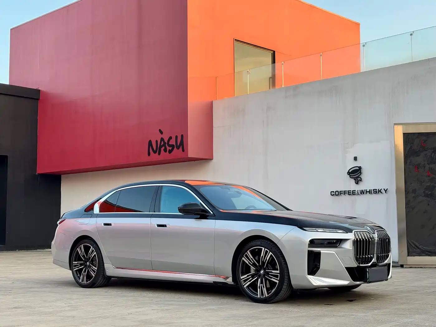 BMW i7 2023
