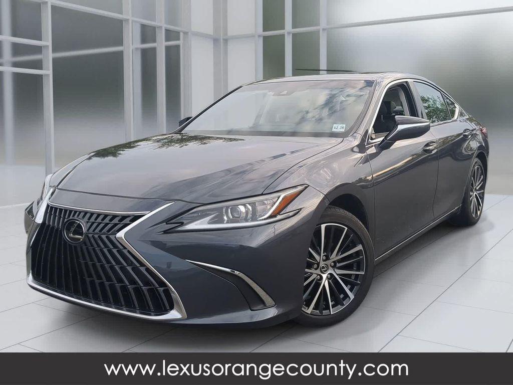 Lexus ES 2024