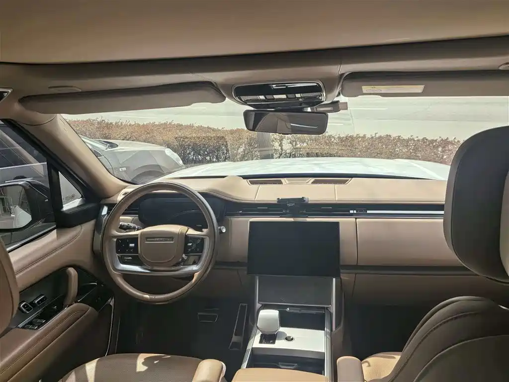 Land Rover Range Rover 2024