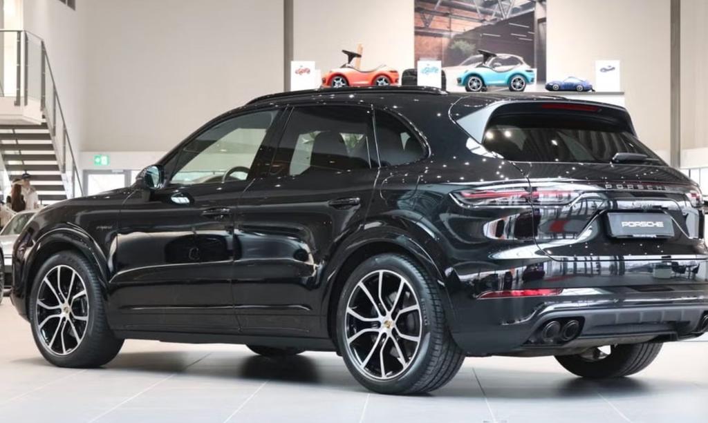 Porsche Cayenne 2023