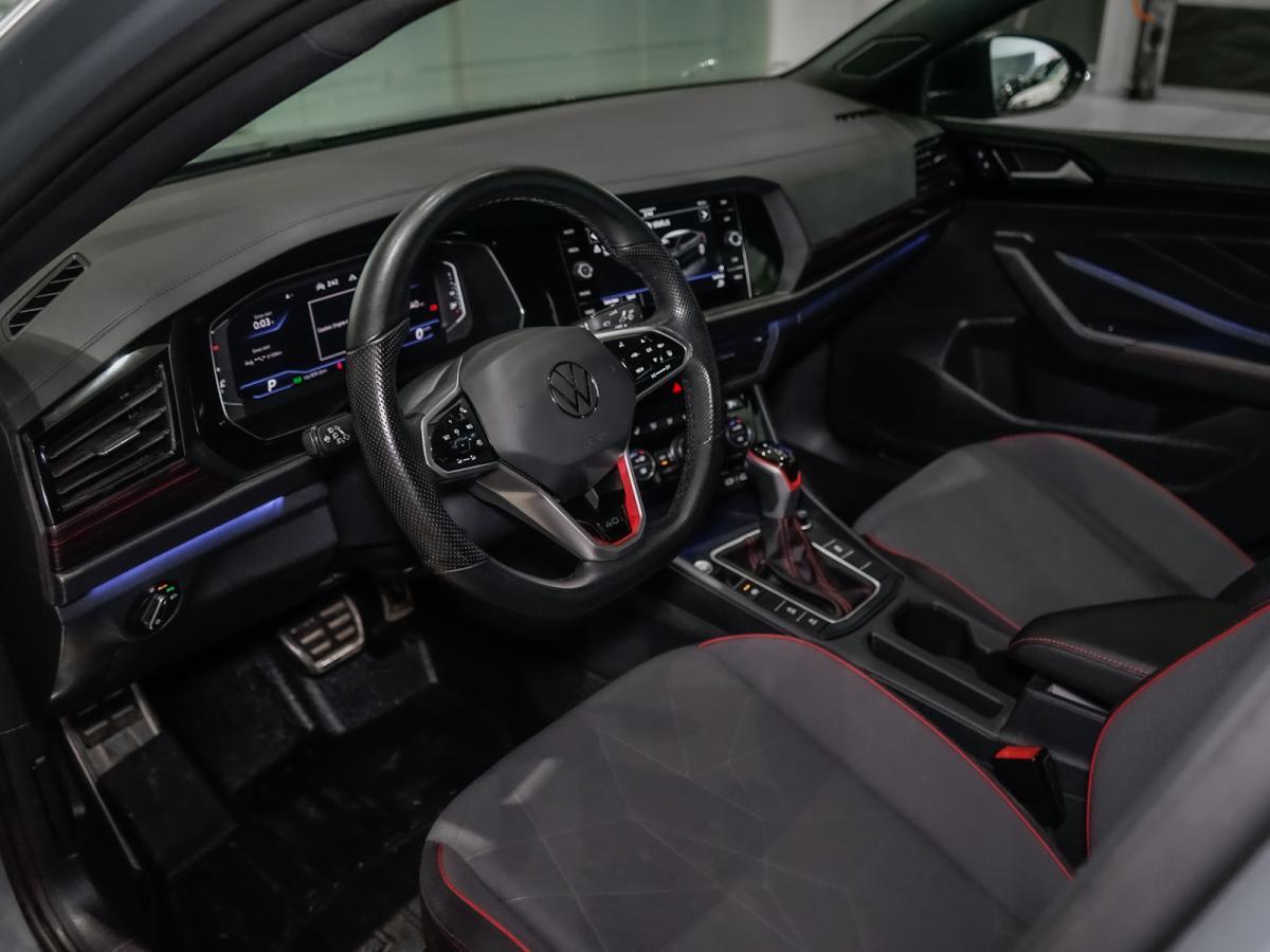 Volkswagen Jetta 2024
