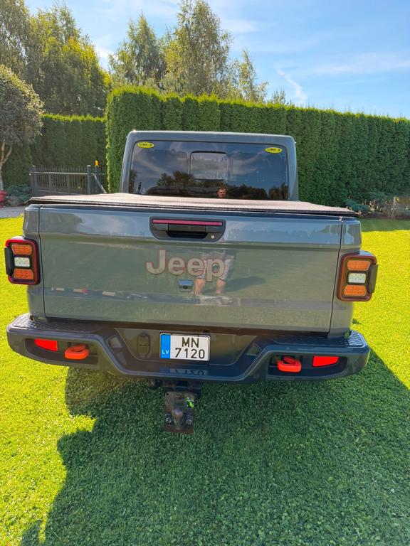 Jeep Gladiator 2021