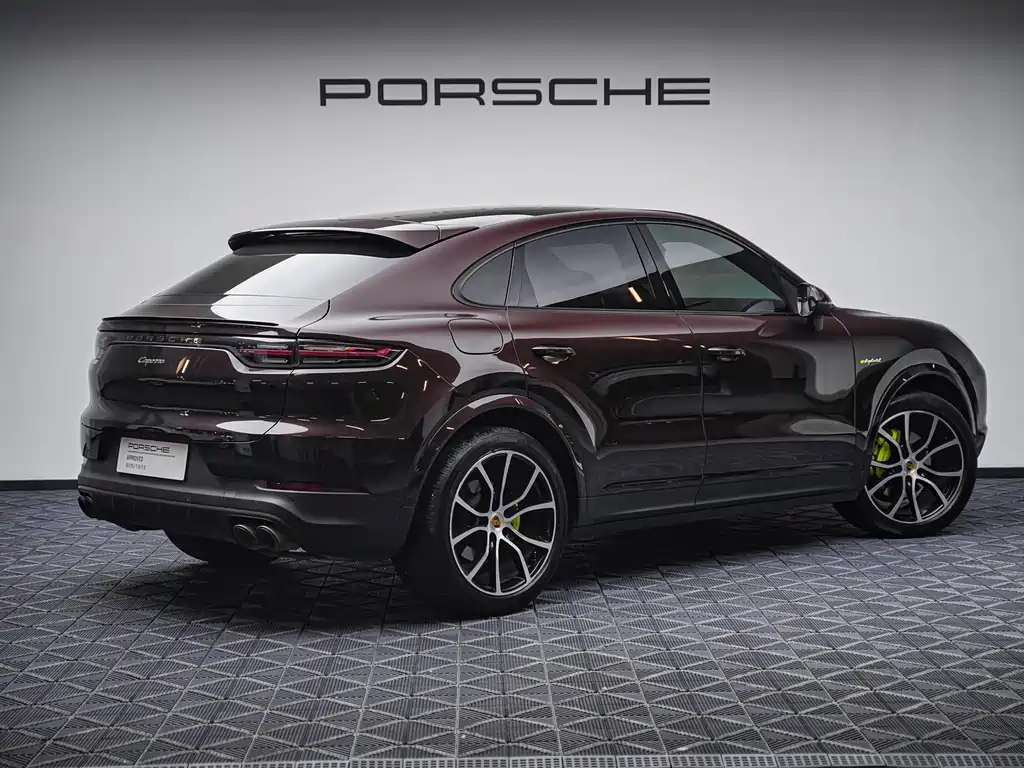 Porsche Cayenne 2023