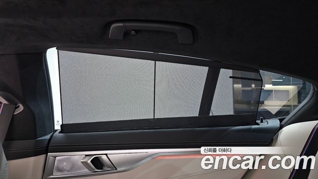 BMW 8 серии 2025